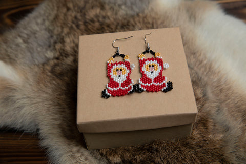 Beaded Earrings - Santa Hanging