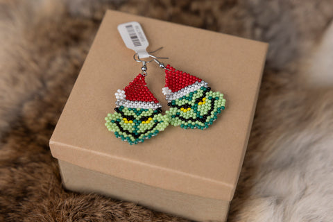 Beaded Grinch Earrings with Sante Hat