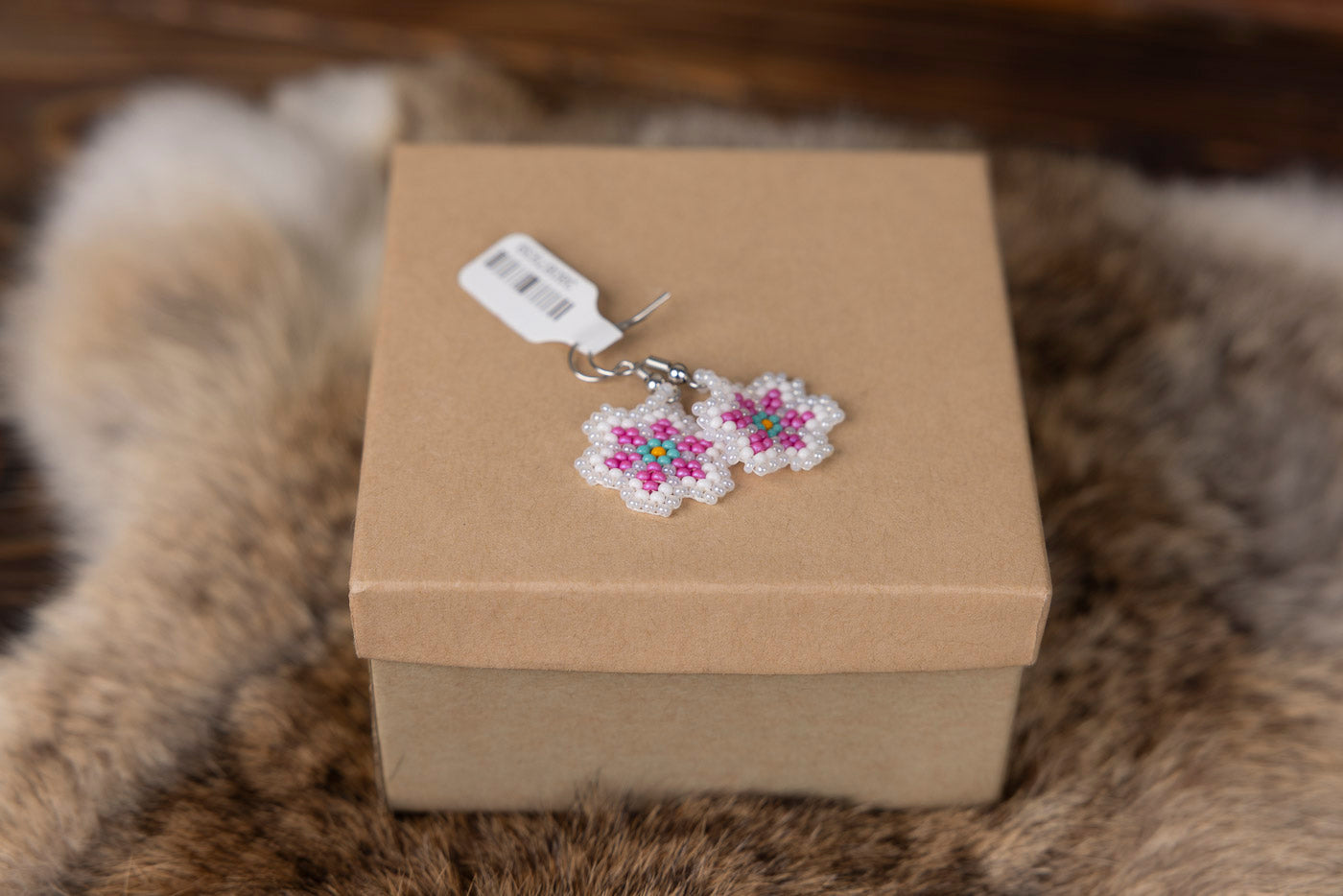 Beaded Pink Flowers with White Around it