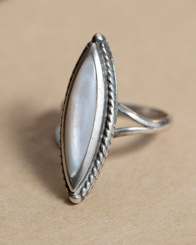 Oval Shaped Mother of Pearl Ring
